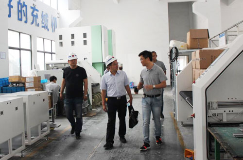 聯(lián)領智能迎來尚湖鎮(zhèn)鎮(zhèn)長一行考察走訪